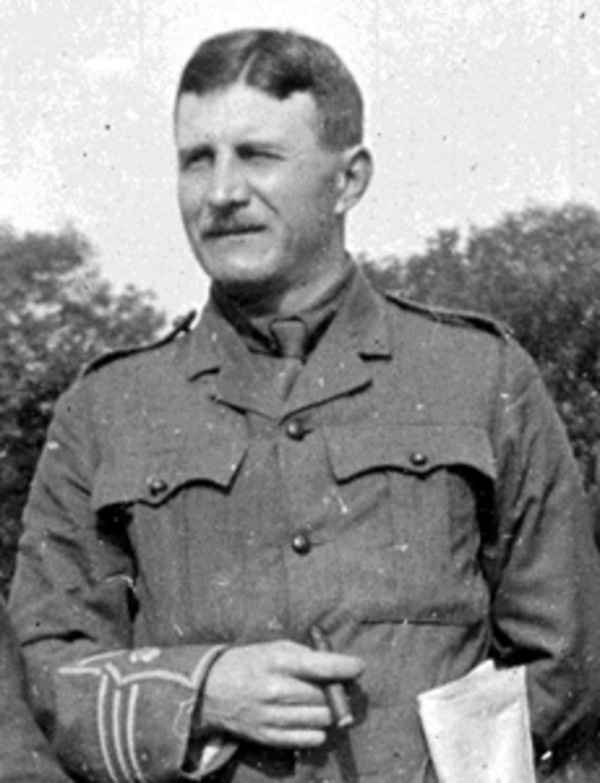 Titre original :  Photo of Archibald Ernest Graham McKenzie. From the Canadian Virtual War Memorial. 