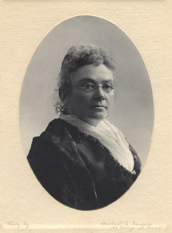 Original title:  Portrait of Emily Stowe. Portrait by Herbert E. Simpson
© Wilfrid Laurier University Archives & Special Collections. 