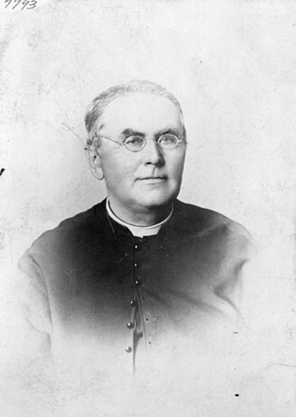 Original title:  Rev. Père Lefebvre. 