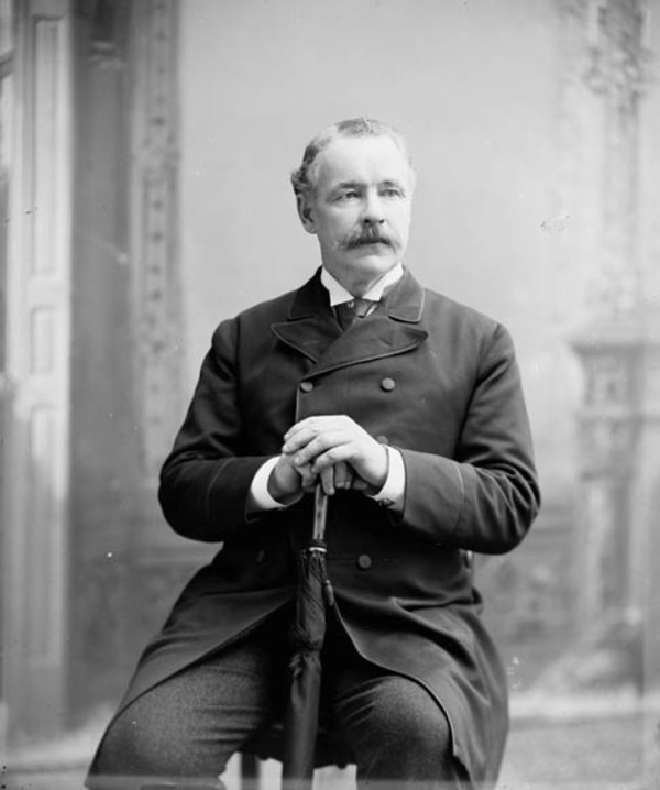 Titre original :  Hon. John Costigan, M.P. (Victoria, N.B.) (Minister of Inland Revenue) b. Feb. 1, 1835 - d. Sept. 29, 1916. 