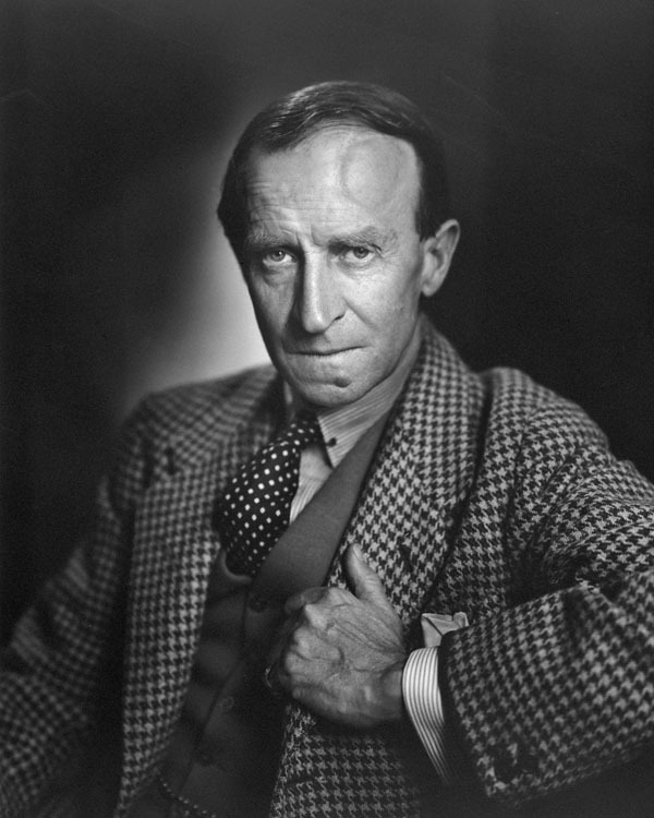 Titre original :  John Buchan, First Baron Tweedsmuir. Credit: Yousuf Karsh / Library and Archives Canada / PA-165803 Restrictions on use: Nil Copyright: Expired