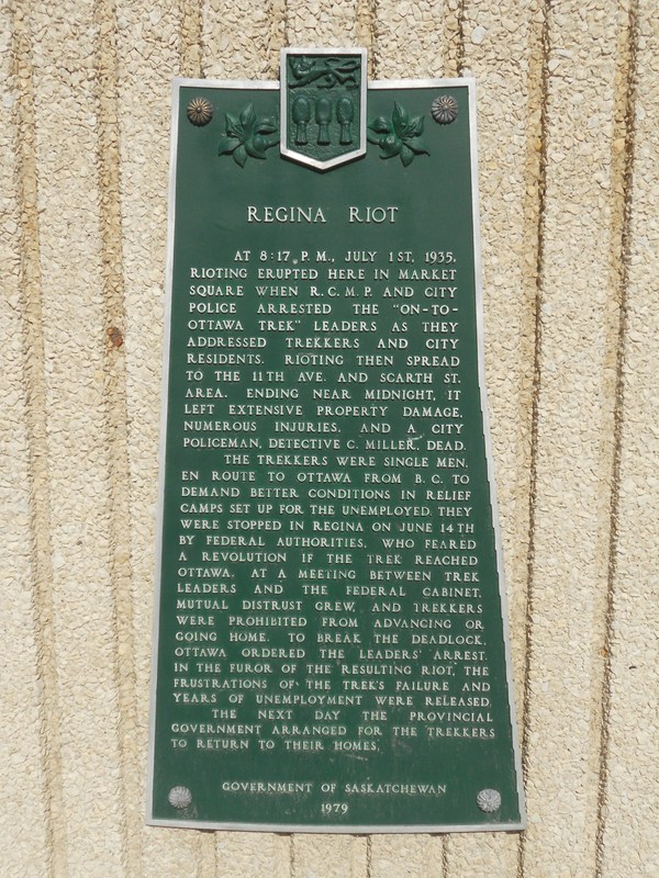 Titre original :  Regina Riot Historical Marker
